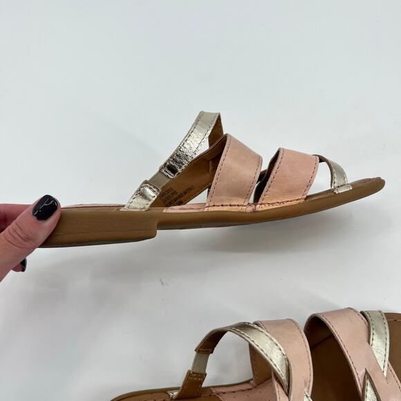 BOC Born Concept Brown Gold Women Strappy Sandal Shoes leather Flip Flops Sz 7 - Picture 2 of 5